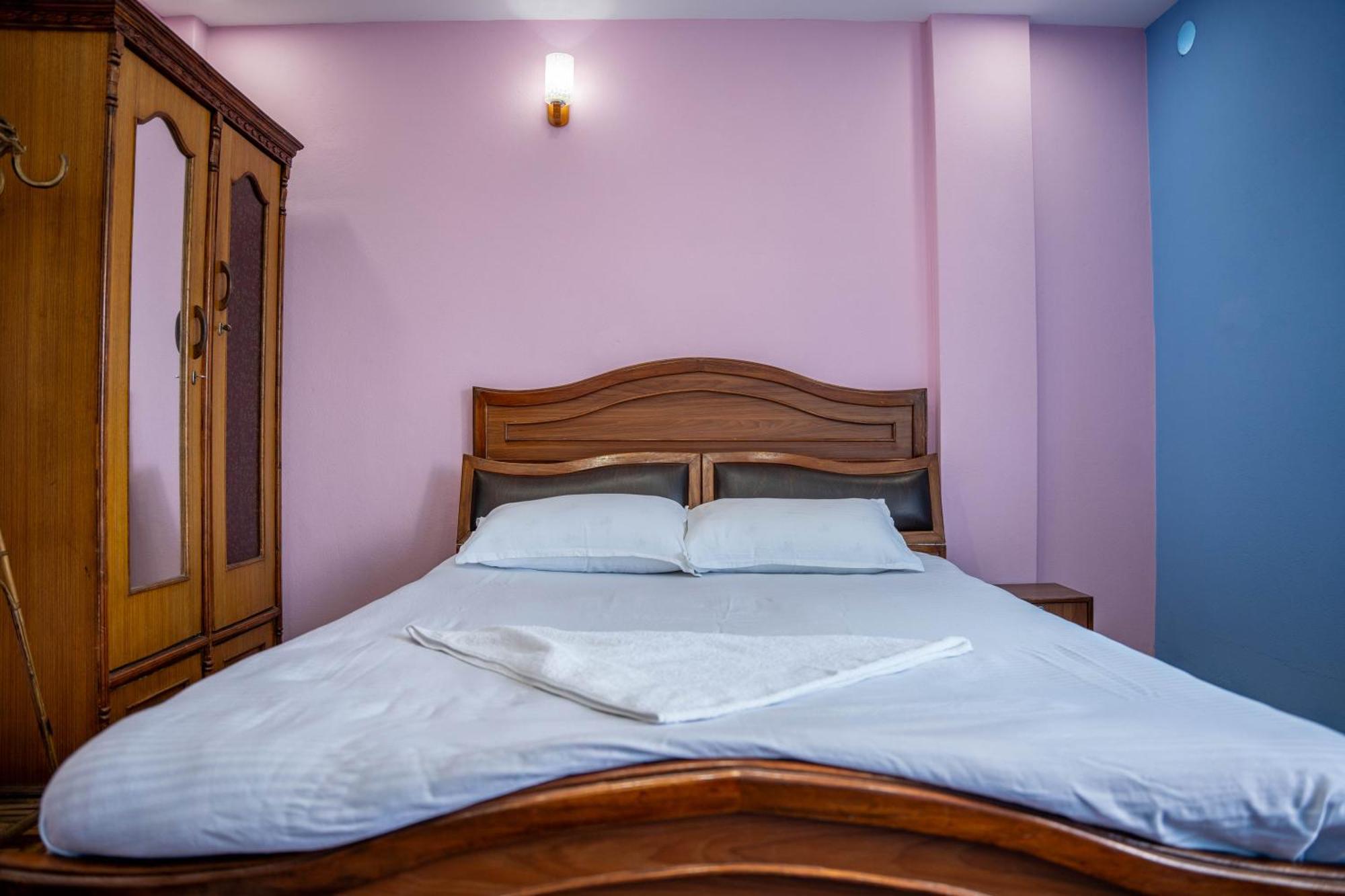 Homestay Book Now Katmandu Kültér fotó